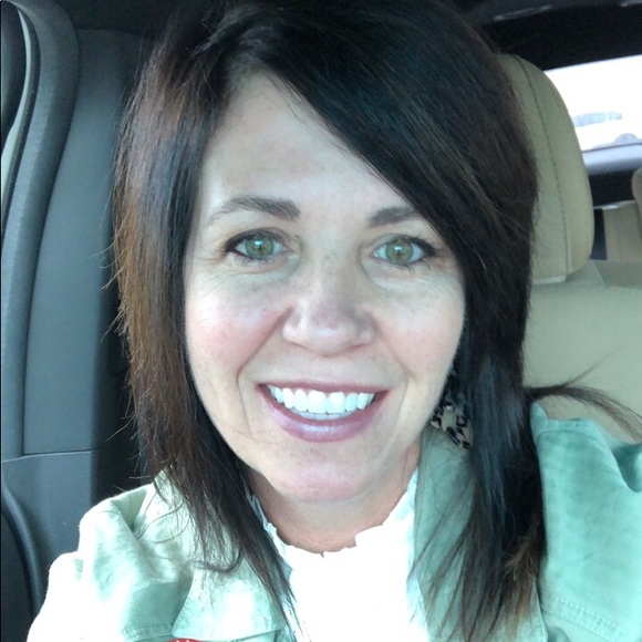 Meet your Posher, Kassie - Picture 1 of 1